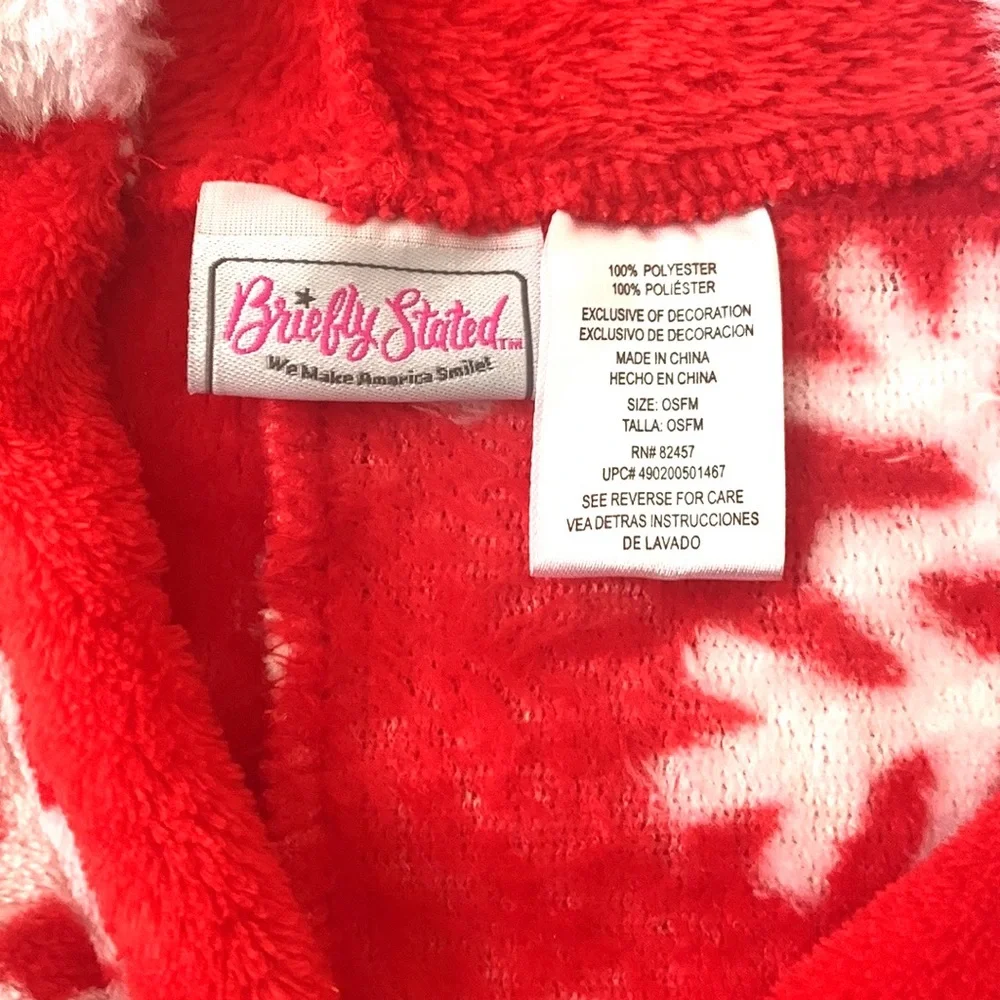 Christmas Poncho Fleece Wearable Blanket Santa Snowflake Print Red White NEW